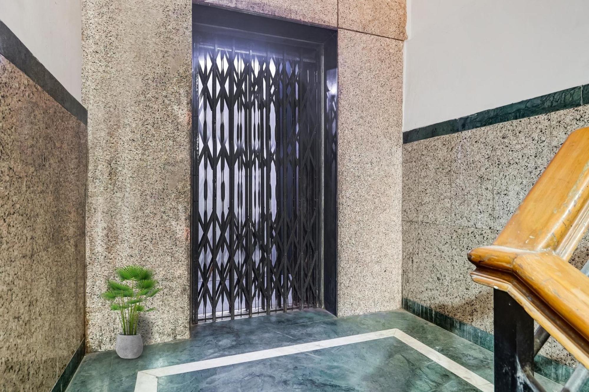 Hotel O New Lakeview Palace Hajdarabad Zewnętrze zdjęcie